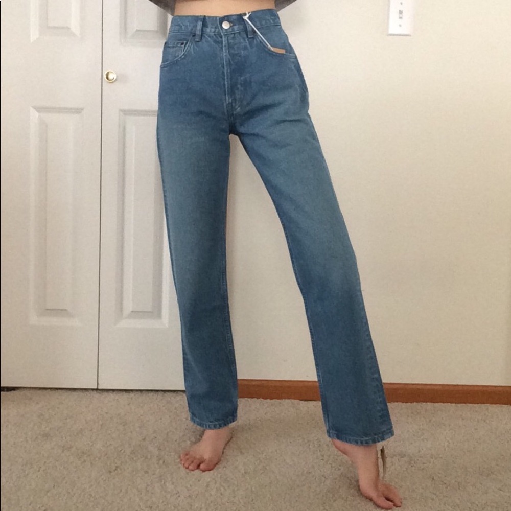 NWT Reformation Cynthia High Relaxed Jean